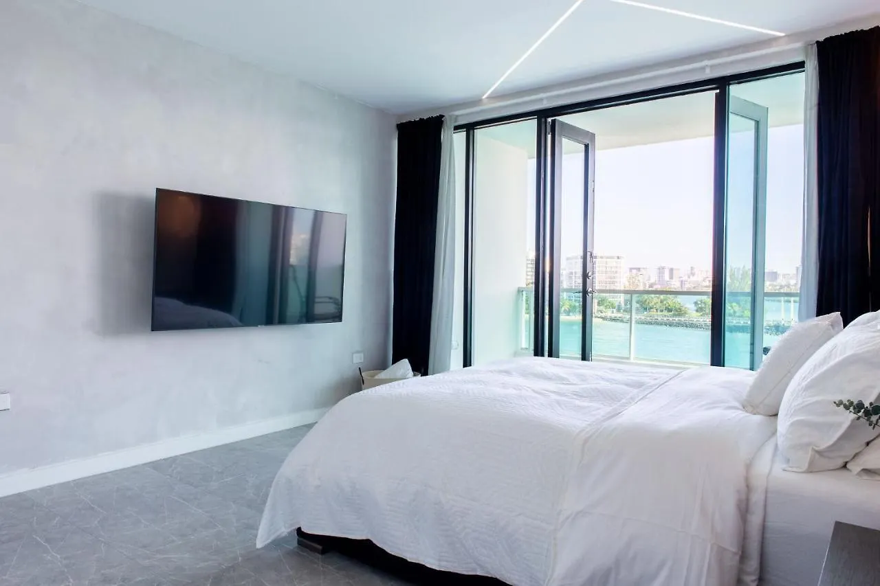 Swanky Oceanside Condado Penthouse Apartment San Juan 0*,  Puerto Rico